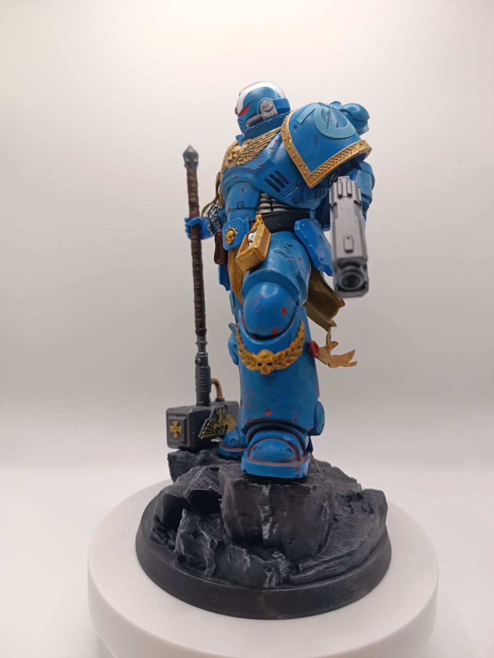 Фигурка Ultramarine Titus Warhammer 40k — изображение 4